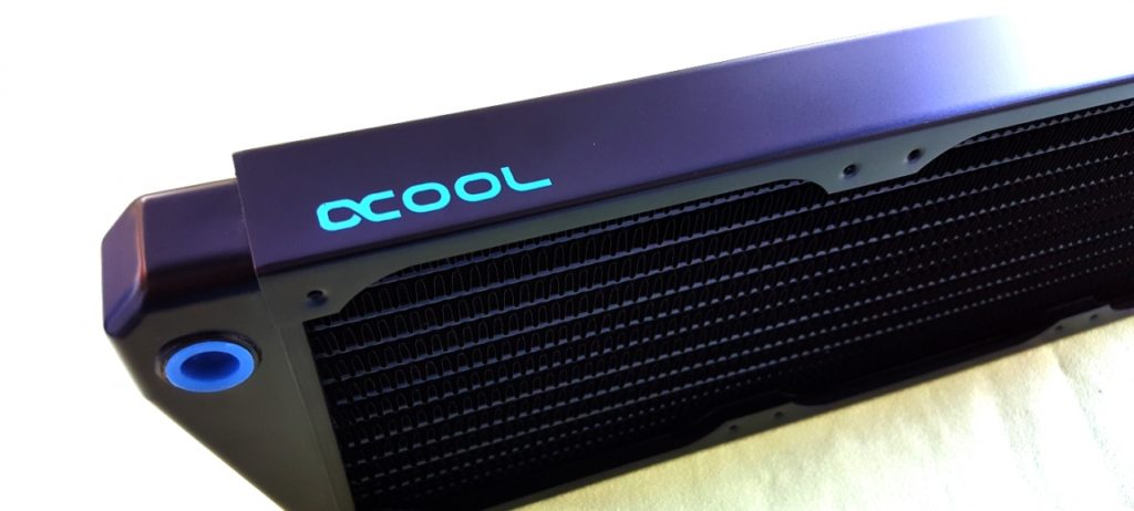 Alphacool NexXxoS ST30 X-Flow im Test