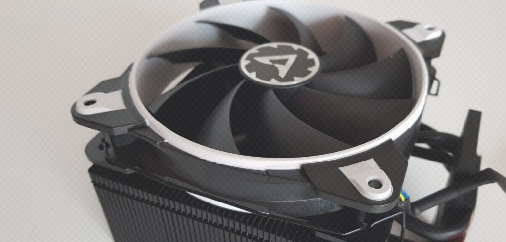 Arctic Freezer 33 eSports ONE CPU Kühler im Test