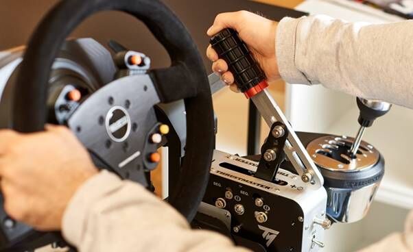 Thrustmaster erweitert sein Racing-Ecosystem mit drei Produkten