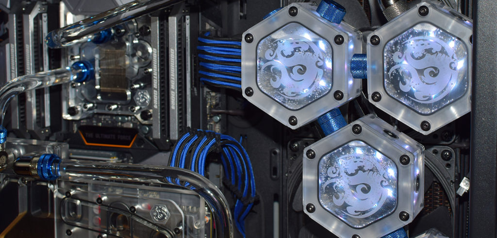 Bitspower Wasserkühlung Royal Blue HT Build