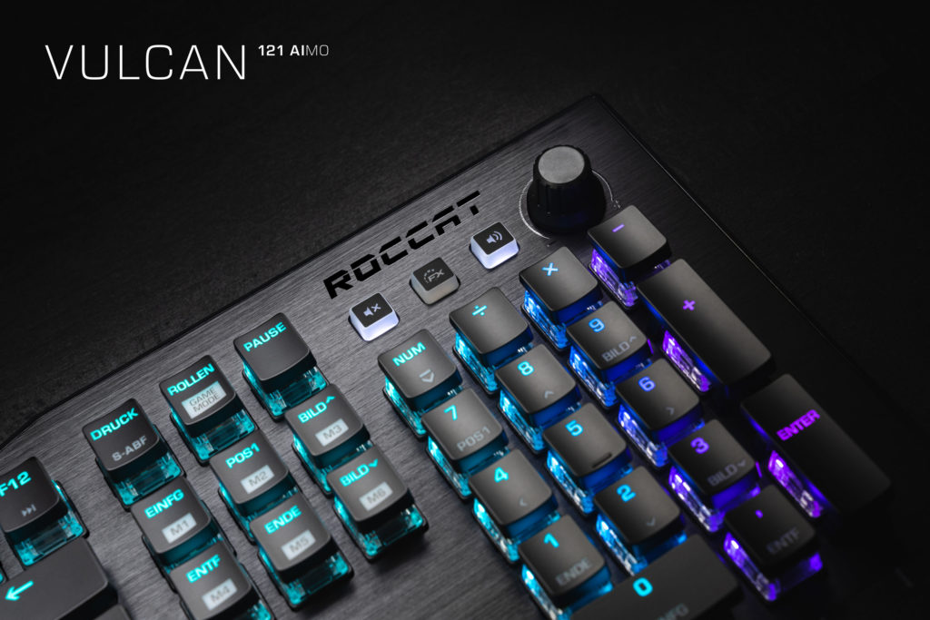 ROCCAT Vulcan 121 AIMO, jetzt in Schwarz