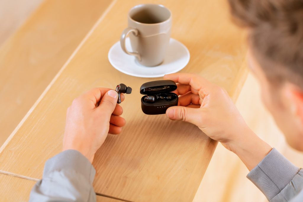 Tribits Flybuds C1: True-Wireless-Kopfhörer mit extralanger Laufzeit und kristallklarem Klang