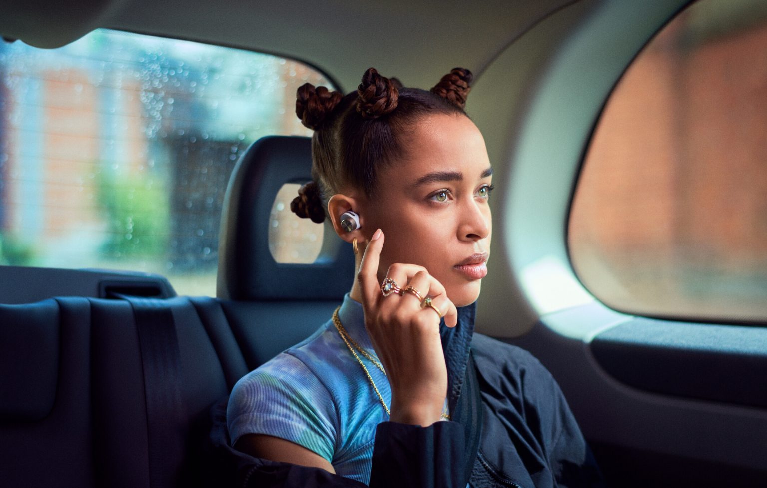 True Wireless. Incredible Sound. State of the Art: PI5 und PI7 – die ersten True Wireless-Kopfhörer von Bowers & Wilkins