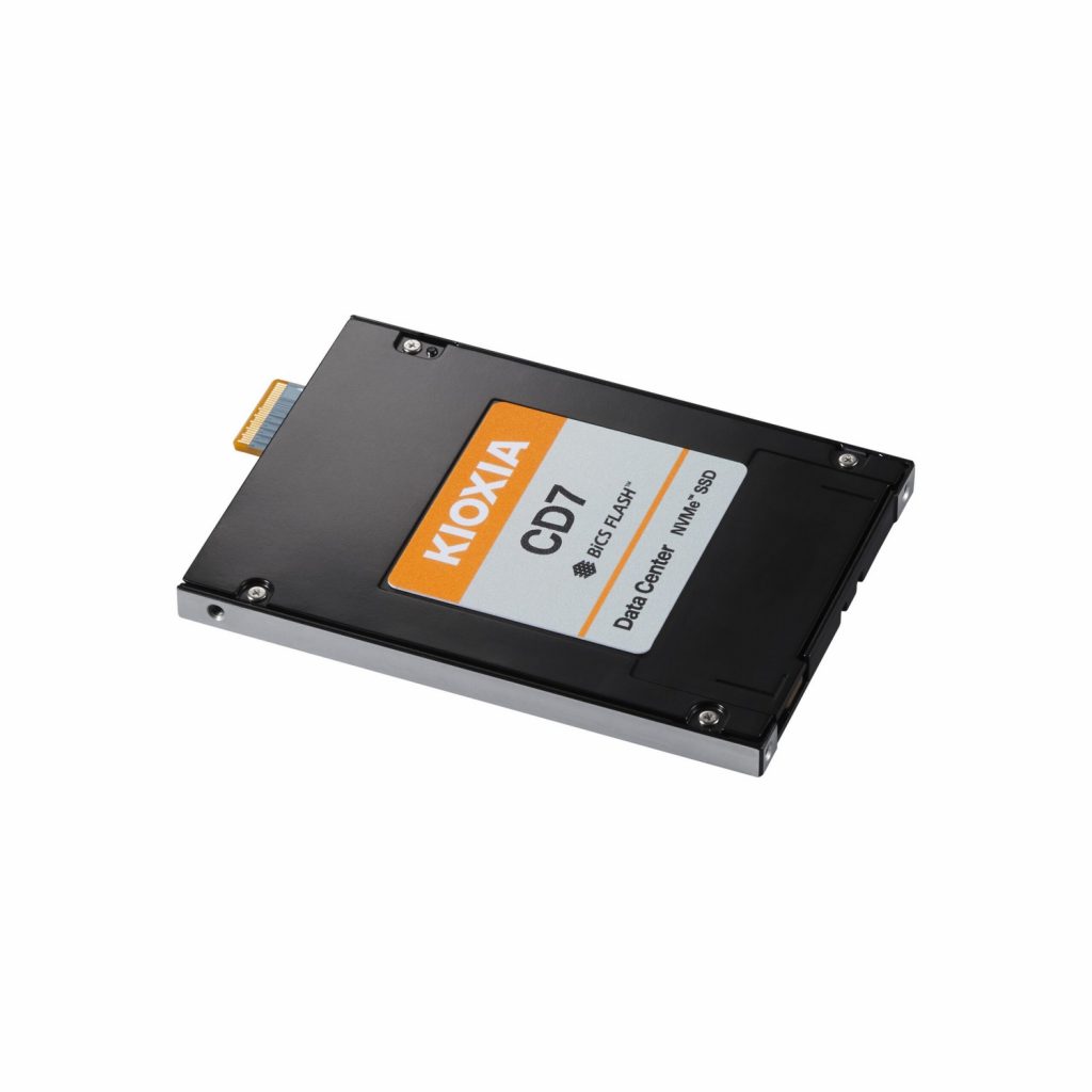 KIOXIA stellt die branchenweit ersten EDSFF-SSDs mit PCIe 5.0 vor