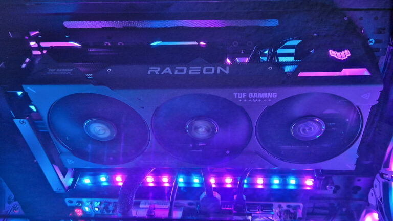 ASUS TUF Gaming Radeon RX 7800 XT OC