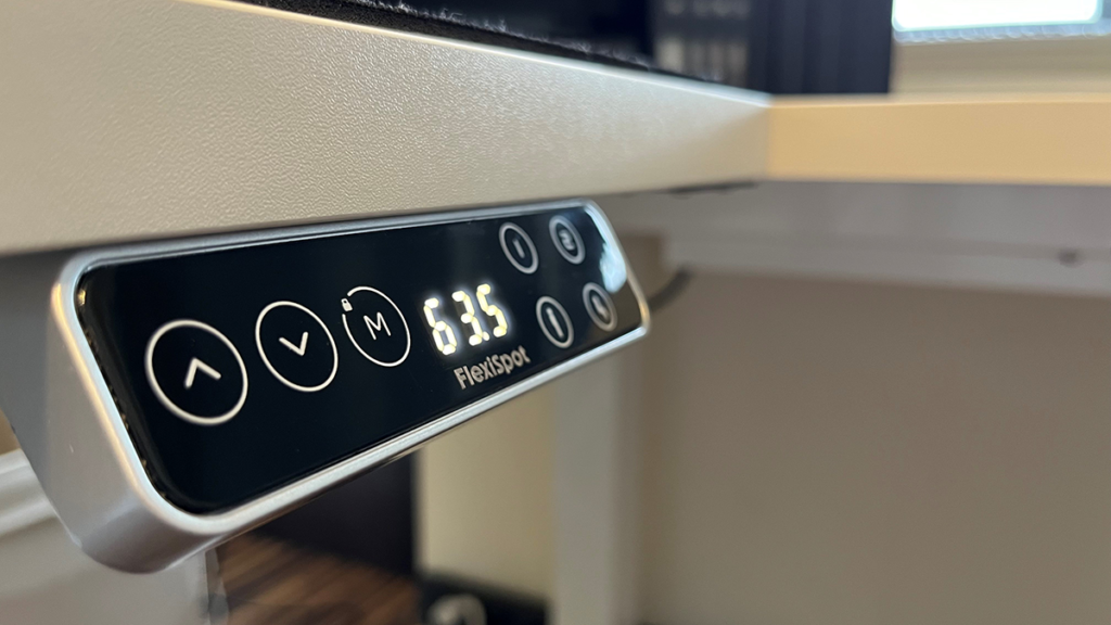 Flexispot E7L ergonomischer Eckschreibtisch im Test Flexispot E7L ergonomischer Eckschreibtisch im Test