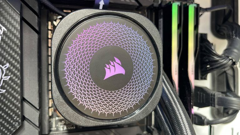 Corsair iCUE LINK TITAN 420 RX RGB im Test Corsair iCUE LINK TITAN 420 RX RGB im Test