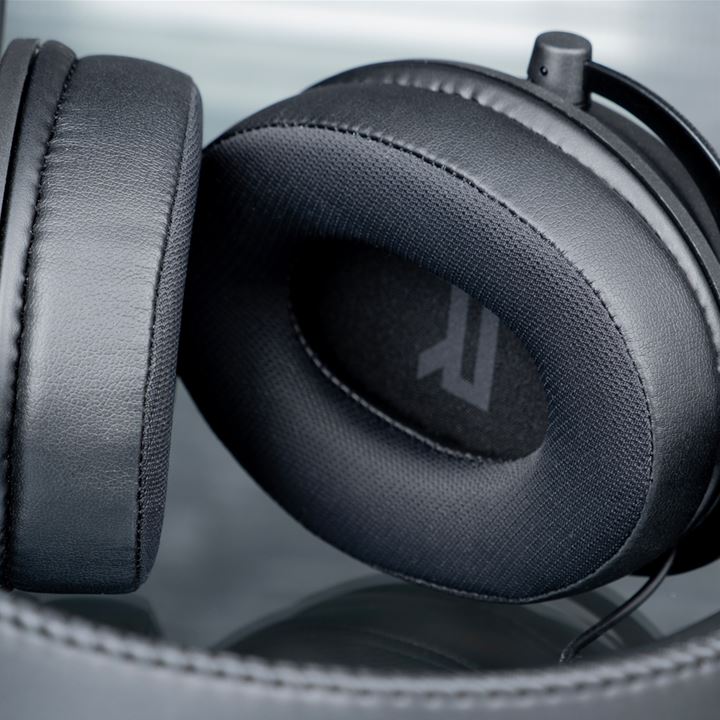 Sharkoon stellt SKILLER SGH40W vor