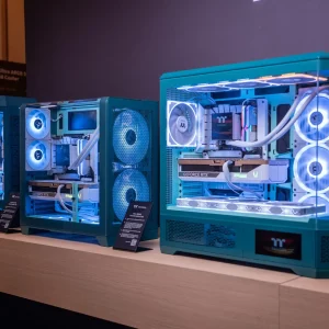 Thermaltake präsentiert Transformative Teal als definierende Farbe für 2026 Thermaltake-Transformative-Teal-2026