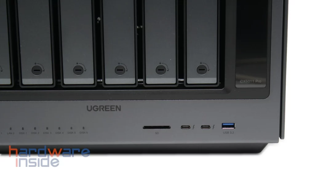 Ugreen iDX6011 Pro, Details auf der Frontseite