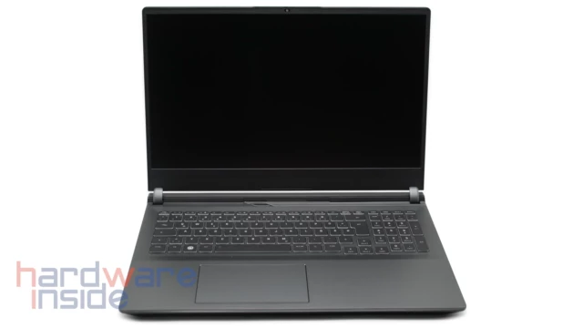 Front des Tuxedo Sirius 16